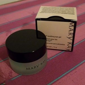 Mary Kay indulge soothing eye cream